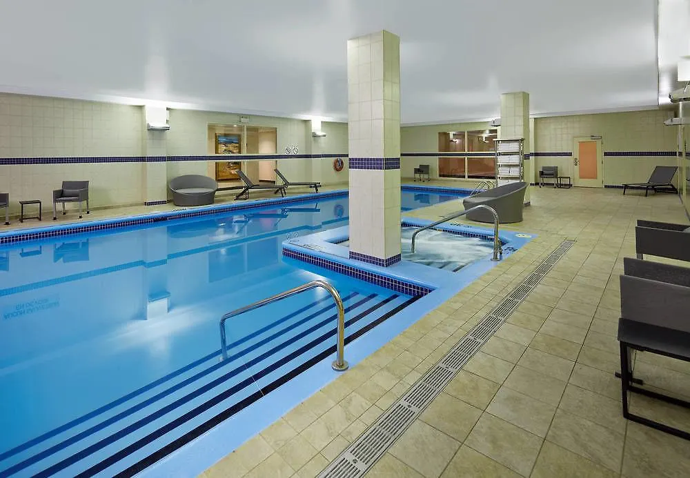 Courtyard By Marriott Montreal Airport Hotel Dorval 4*,