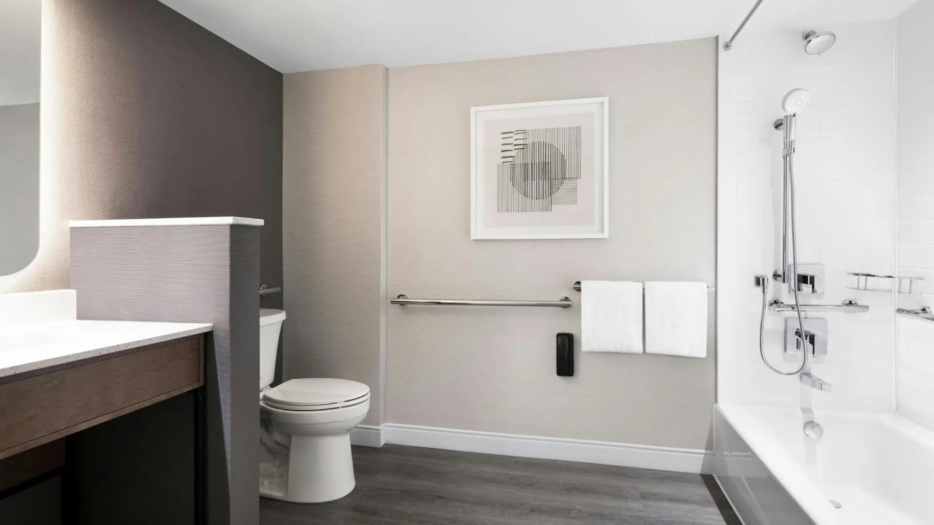 Courtyard By Marriott Montreal Airport Hotel Dorval 4*,