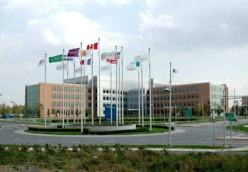 Courtyard By Marriott Montreal Airport Hotel Dorval