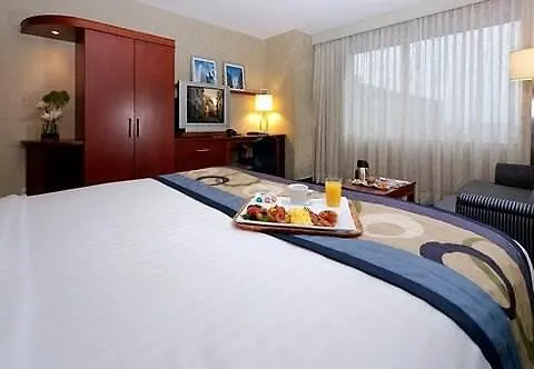 ****  Courtyard By Marriott Montreal Airport Hotel Dorval Canada